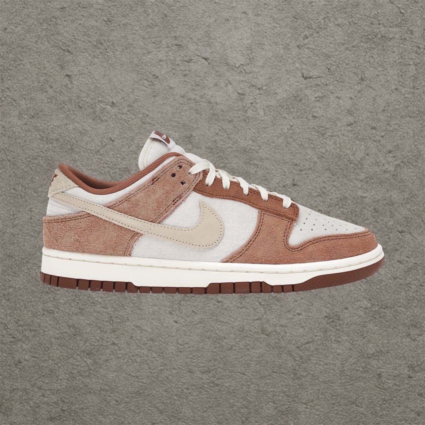 Nike Dunk Low Medium Curry