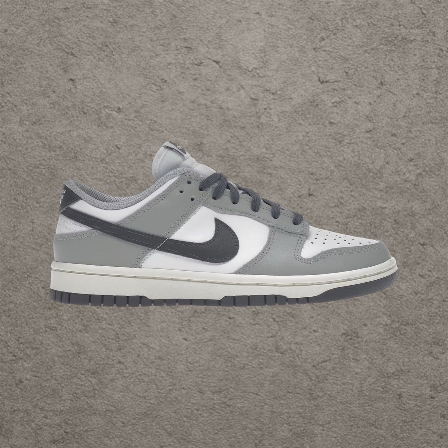 Nike Dunk Low Light Smoke Grey (W)